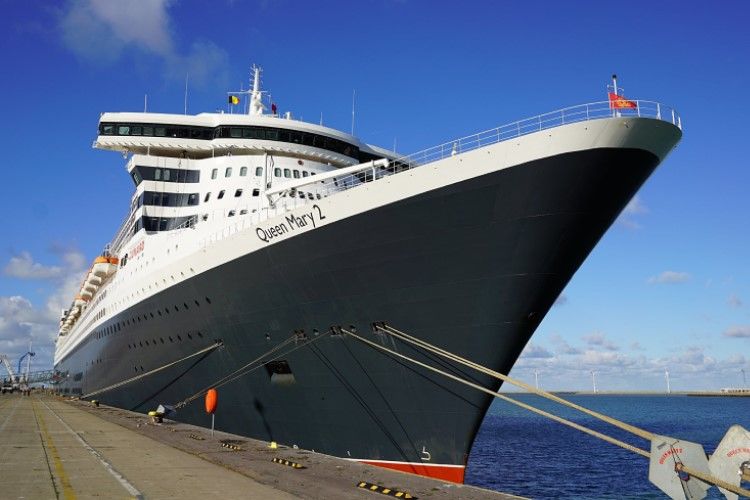 Queen Mary 2